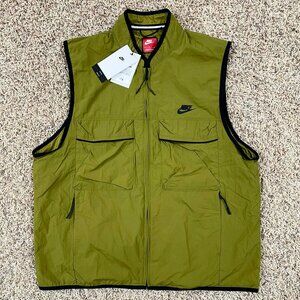 Nike Men's Tech Woven Utility Nylon Full Zip Vest Green FZ0748-307, Size Large
